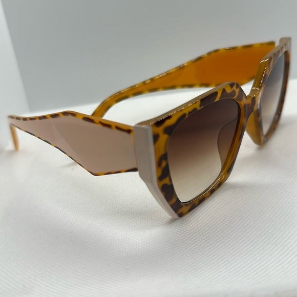 Cat Eye Women Sunglasses Retro Clear Gradient Shades UV400  Colorful Sun Glasses main image 10
